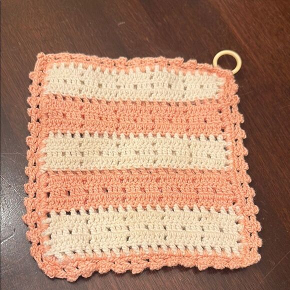 Handmade Crochet Peach and Cream pot holders - Picture 5 of 8